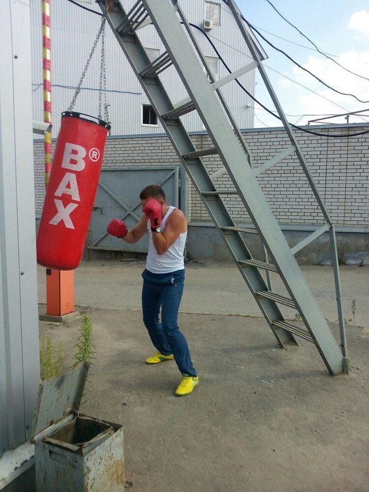  ,   DEN, 38 ,   