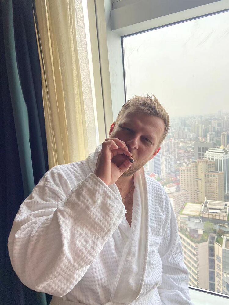 ���� 37449137 ������� ����, 31 ���, ���� ���������� � �����-����������