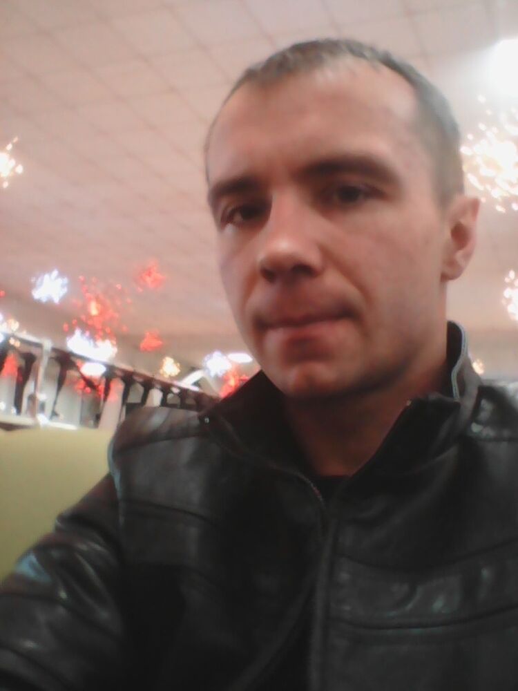  33006827  , 37 ,    