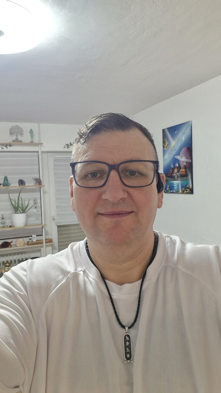 ���� 54866477 ������� ��������, 52 ����, ���� ���������� � Frankfurt Am Main