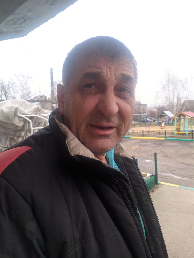  28315247  Ycuar, 51 ,    