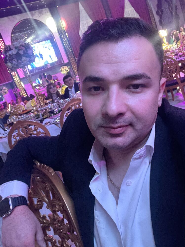  48260747  Elik, 34 ,    