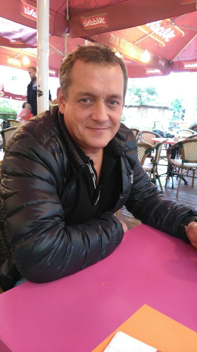  ,   Andrej, 58 ,  