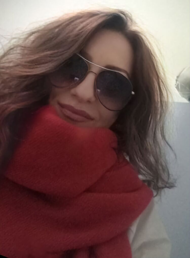  54380317  Olya, 50 ,    