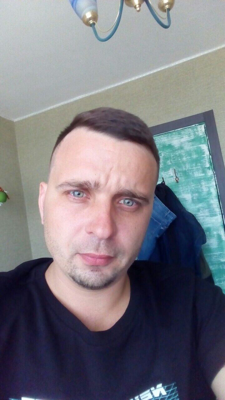  26963087  , 37 ,    -