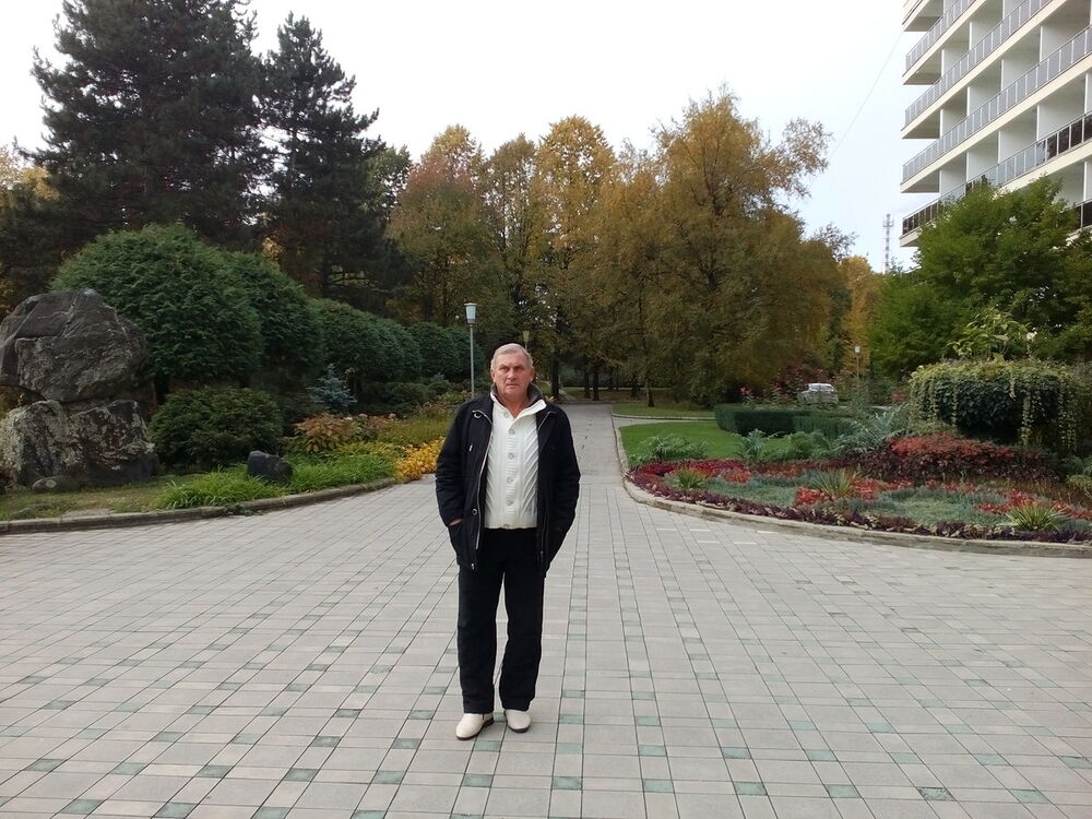  ,   Anuar, 70 ,   ,   , c 