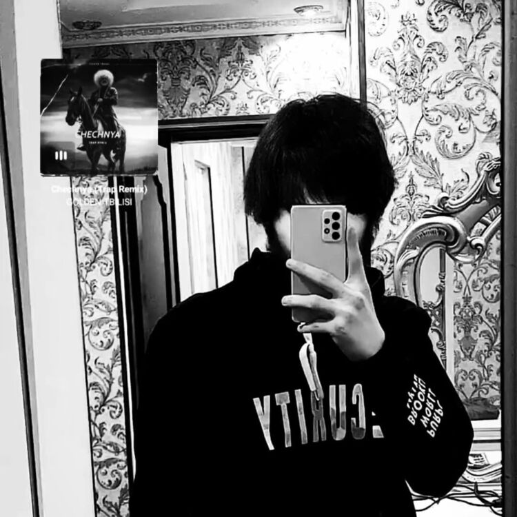  26572707  Amirkhan, 23 ,    