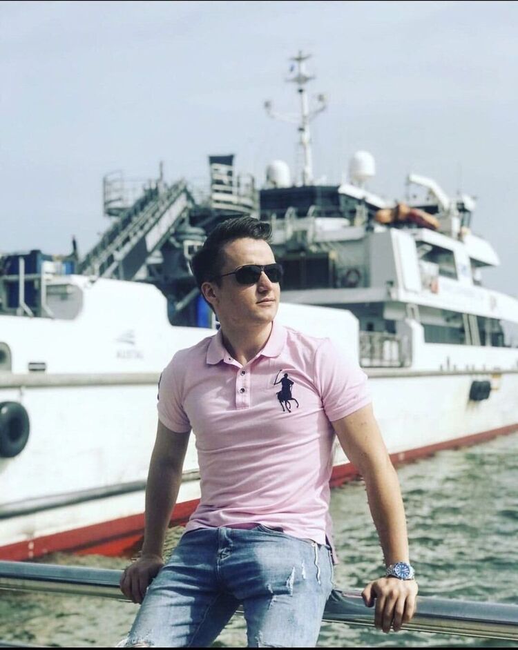  ,   , 28 ,   ,   