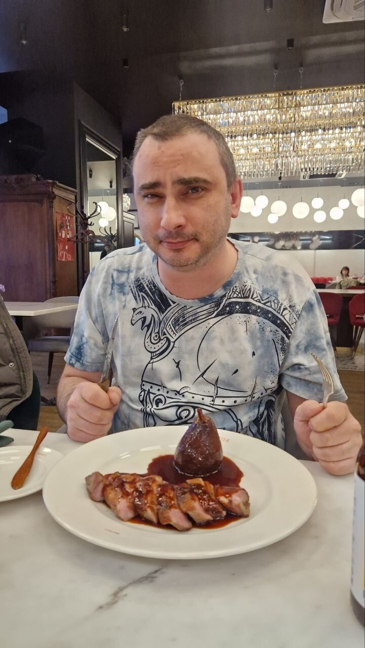  53256647  , 38 ,    -