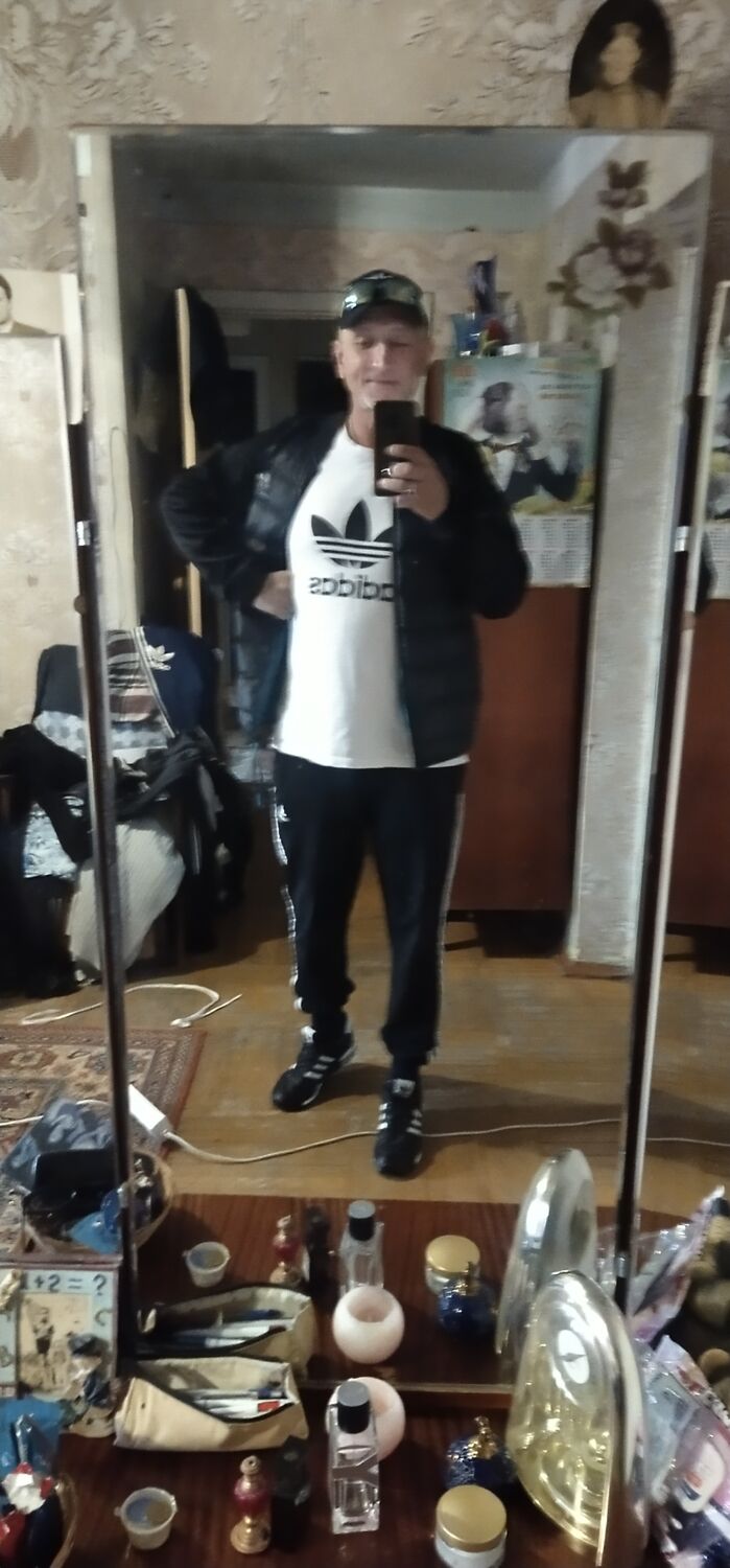  43947577  , 58 ,    