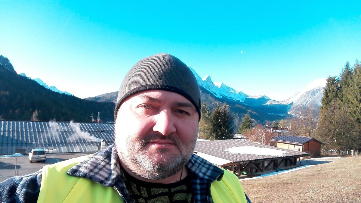  15905267  Sergey, 53 ,     