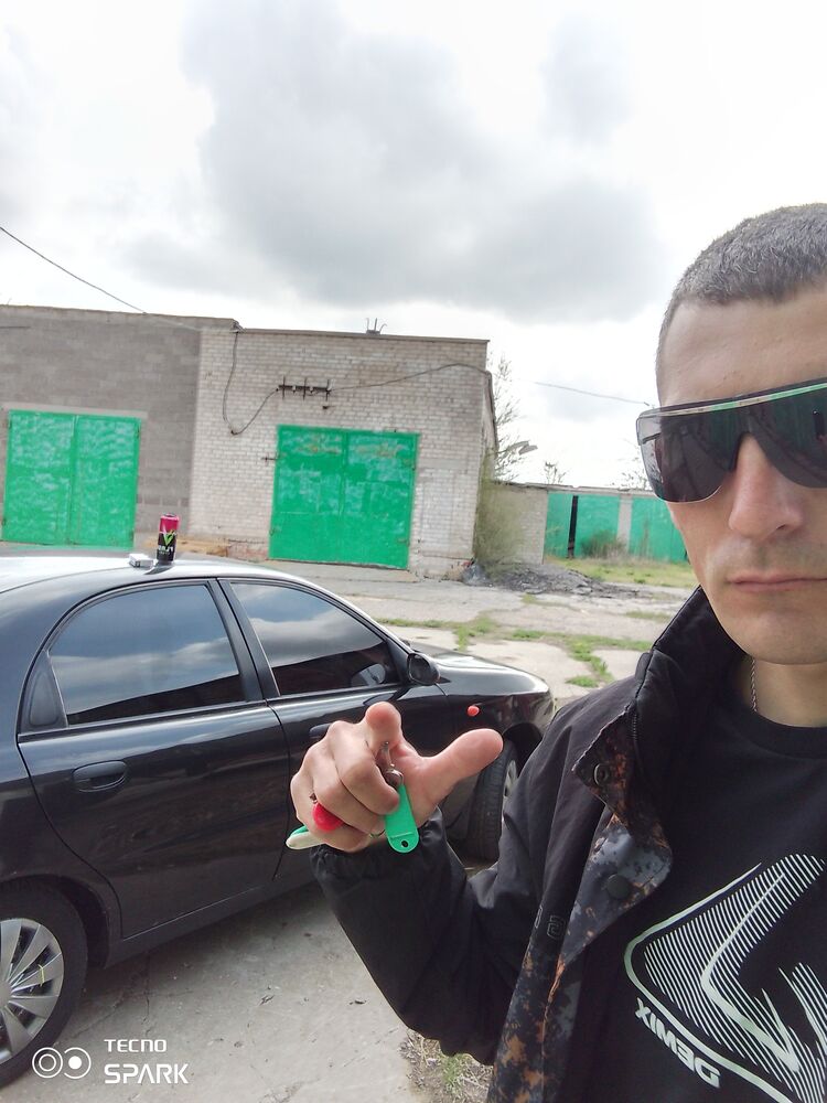  34801567  ARTEM, 35 ,    