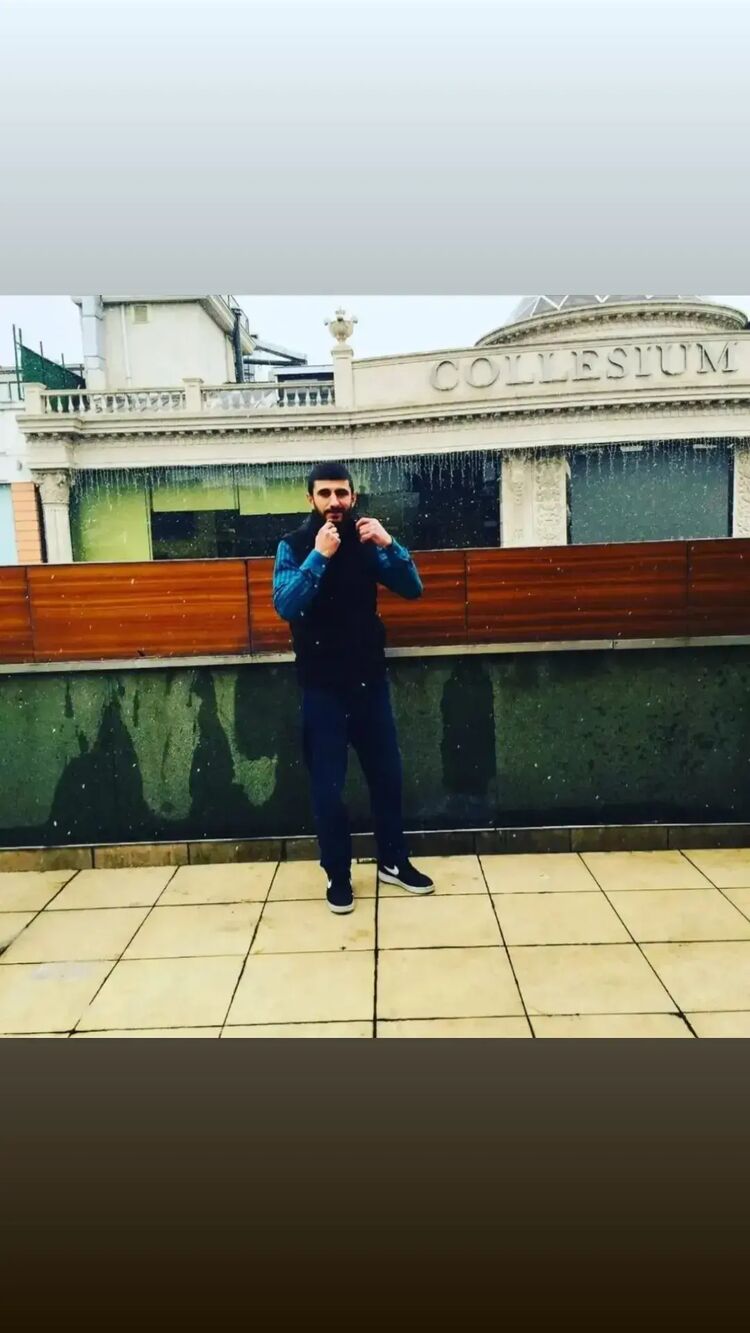  -,   Ali, 26 ,   ,   , 