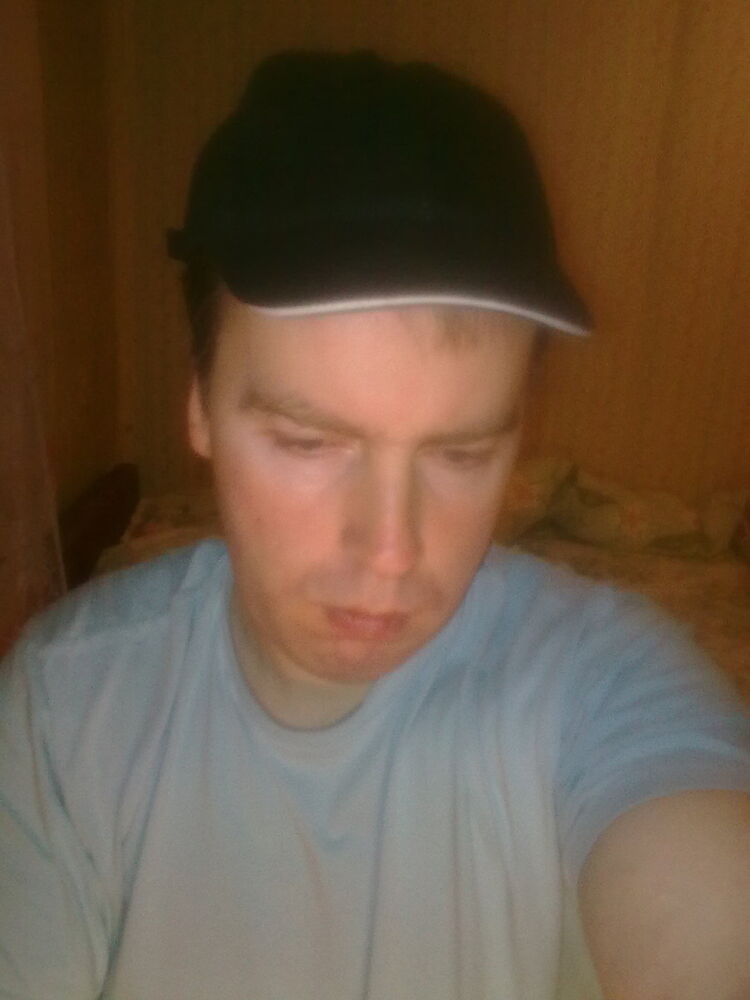  9981427  Viktor, 48 ,    