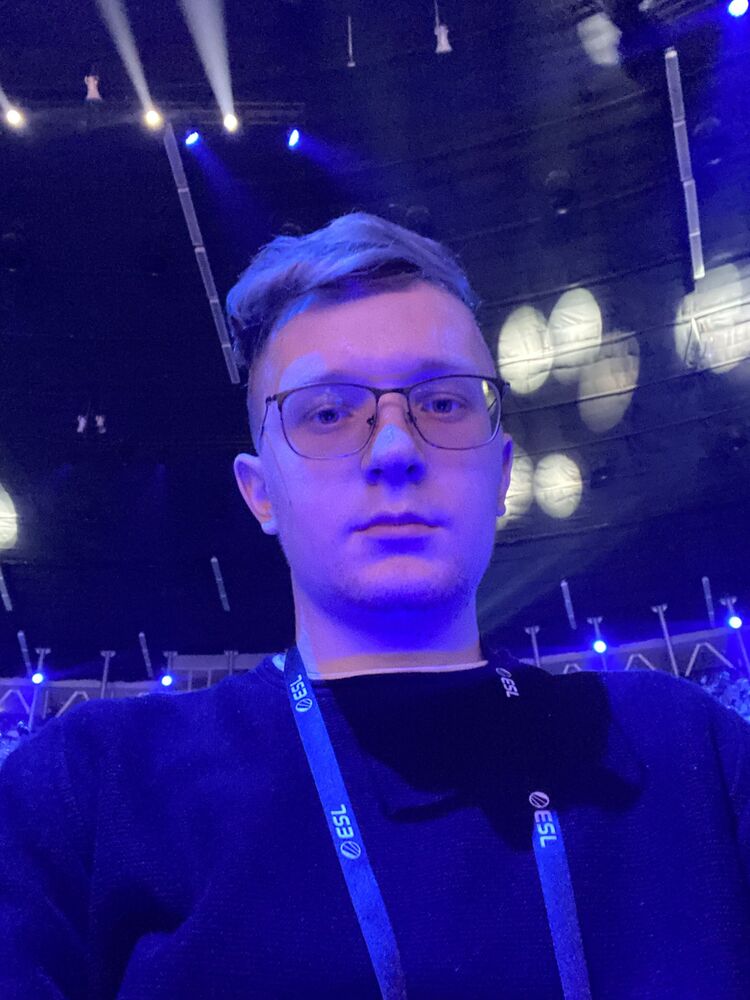  38182277  Alex, 25 ,    Gliwice