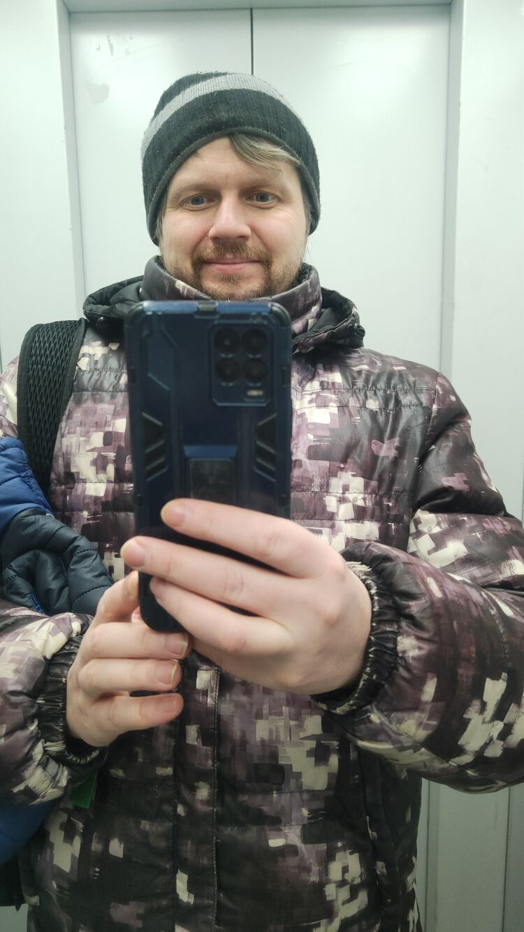  48747497  , 37 ,    