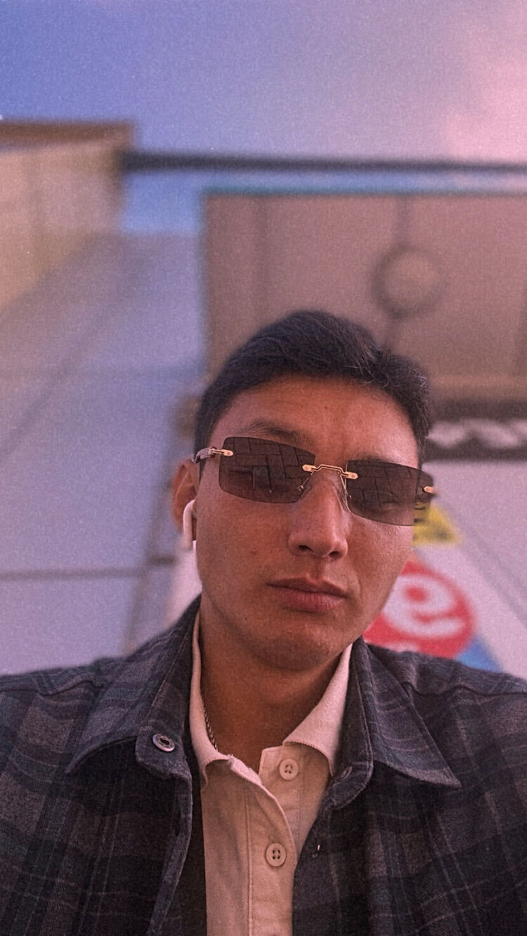  -,   , 25 ,   ,   