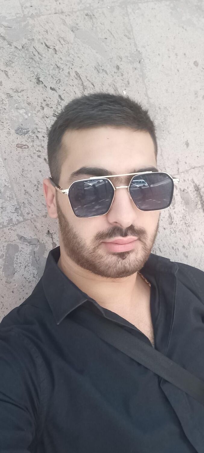  ,   Edmon, 26 ,   ,   , 