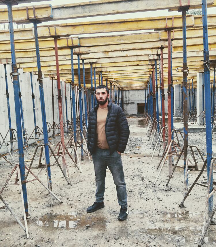  37294827  , 30 ,    