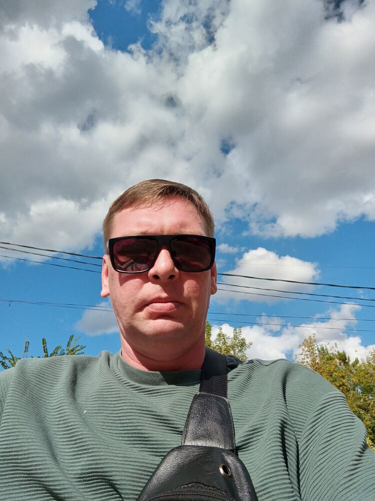  ,   Anton, 39 ,   ,   , c , 