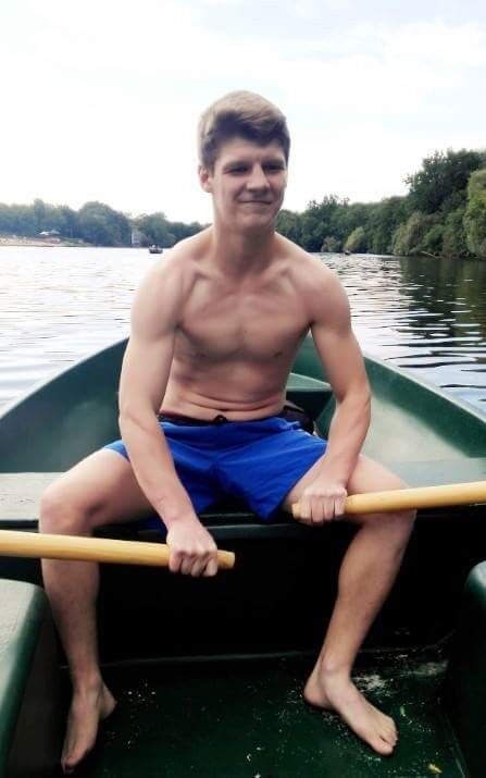  8141927  Khasan, 30 ,    