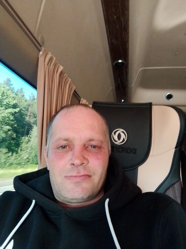  46071247  , 43 ,    