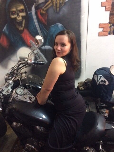  9059067  Ann, 42 ,    