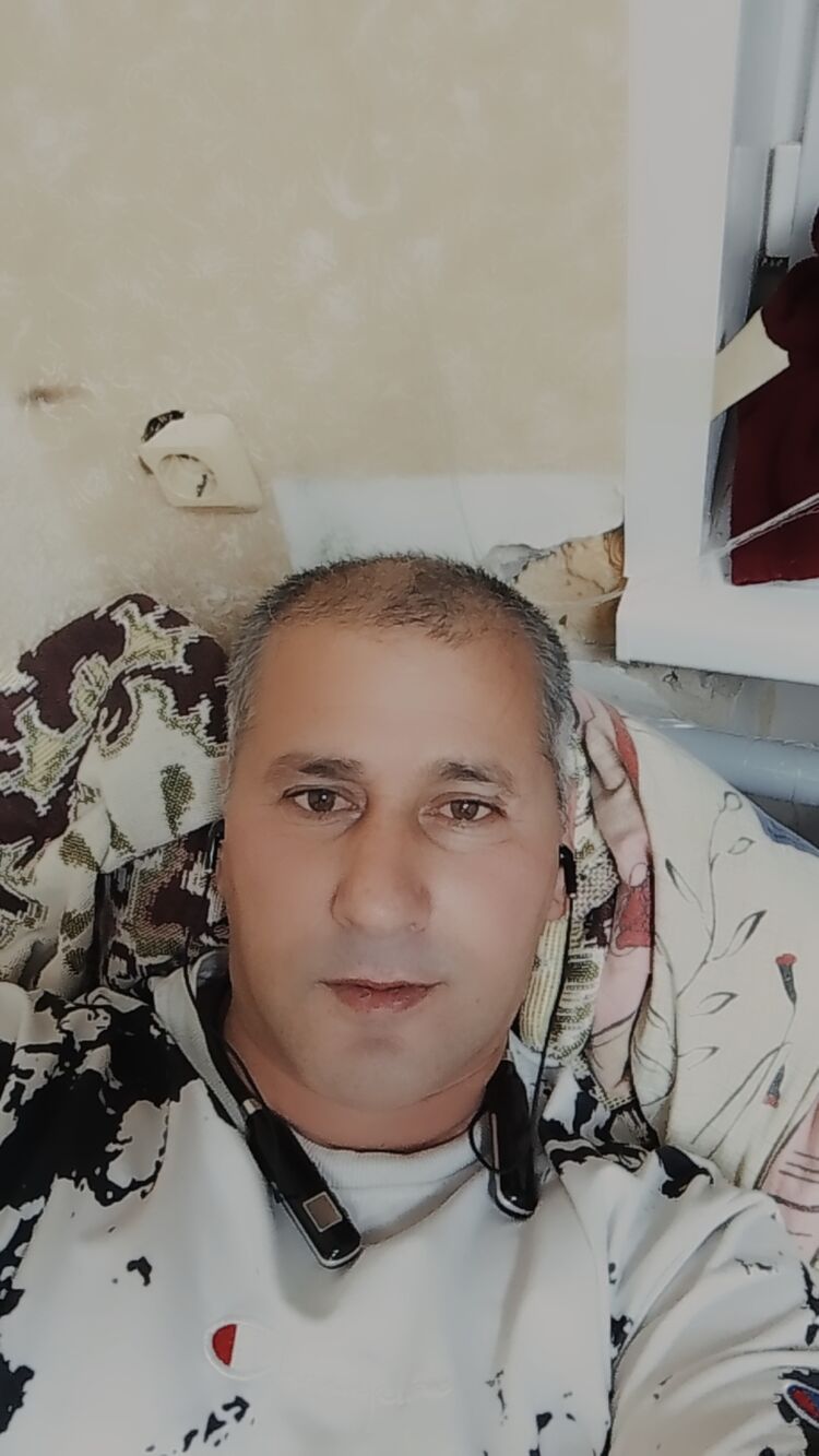  49440267  , 42 ,    