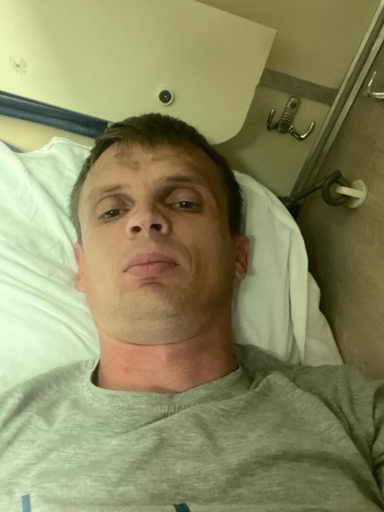  53083637  , 29 ,    