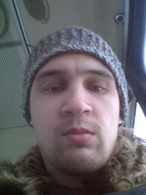  11842597  Aleksandr, 37 ,    