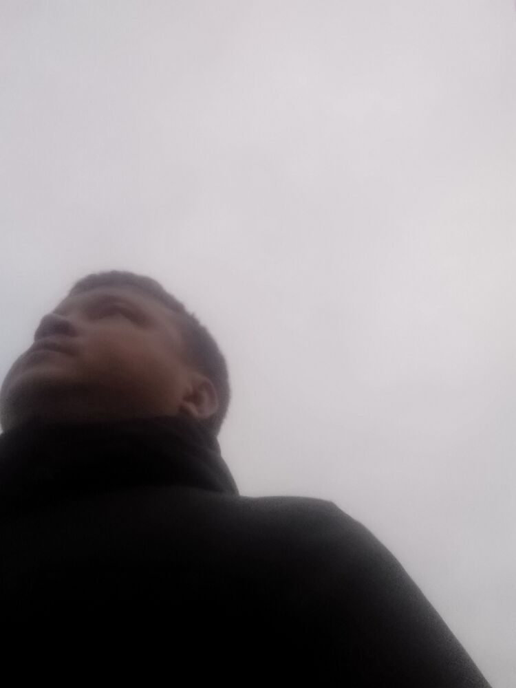  37924127  , 32 ,    