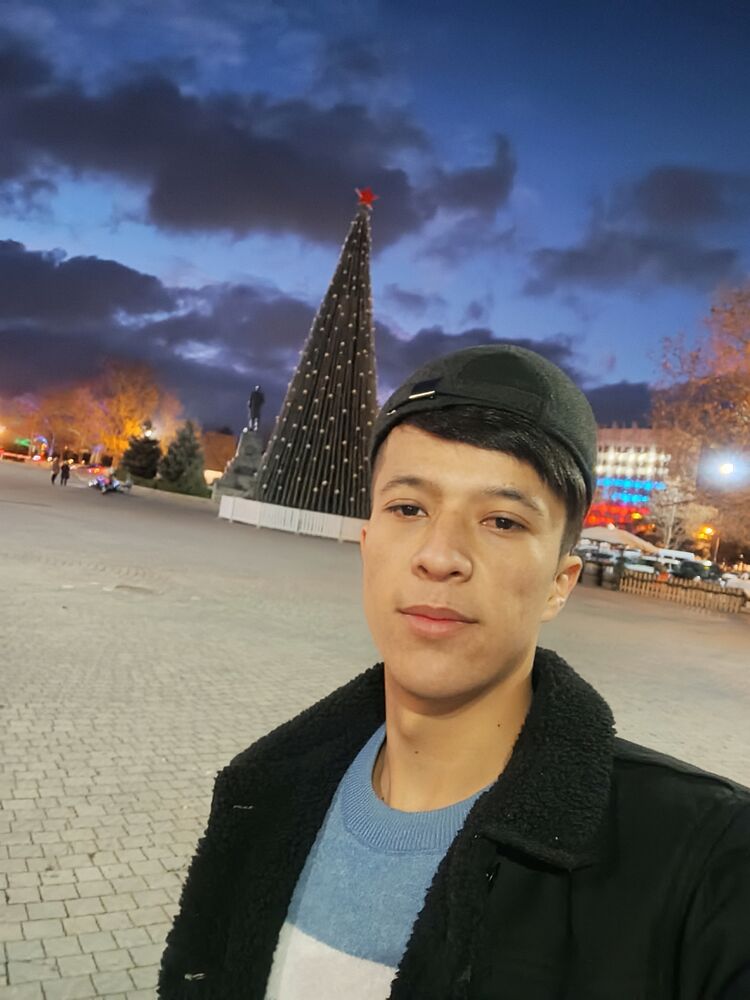  40572477  Umrzoq, 25 ,    