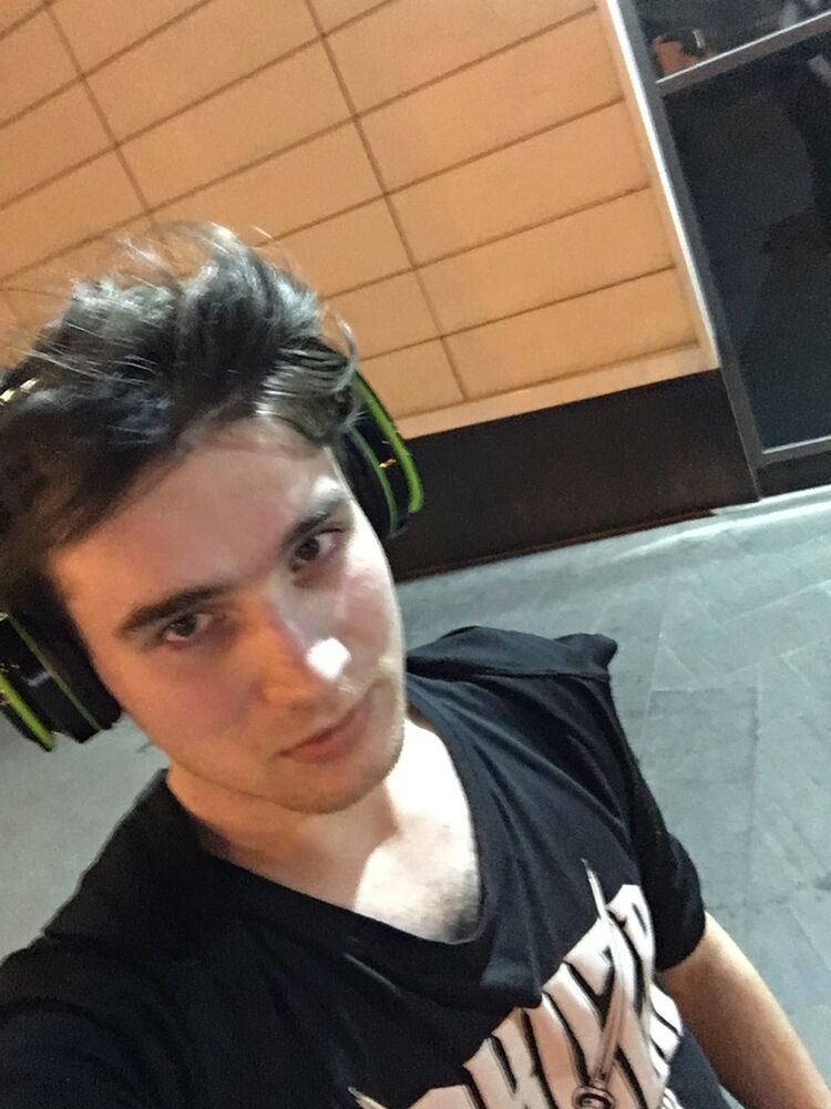  ,   , 28 ,   ,   