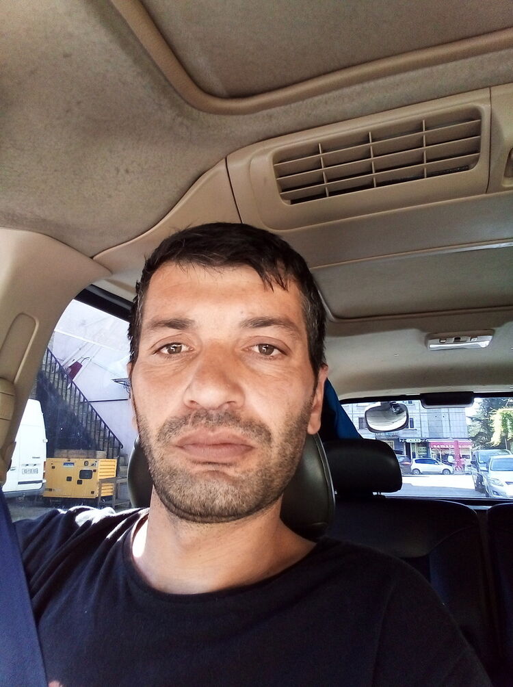  17732367  Giorgi, 47 ,    