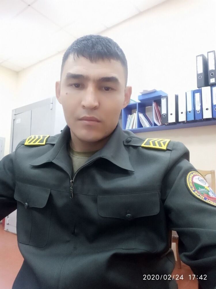 20922707  , 37 ,    