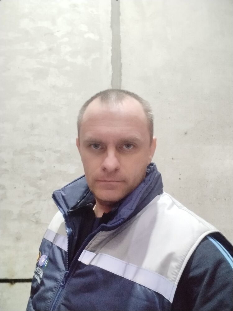  39587327  , 43 ,    
