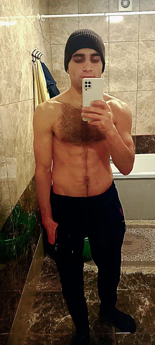  32583917  Alex, 31 ,    