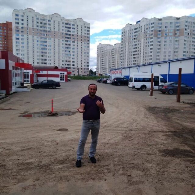  53893897  Muxtor, 37 ,    