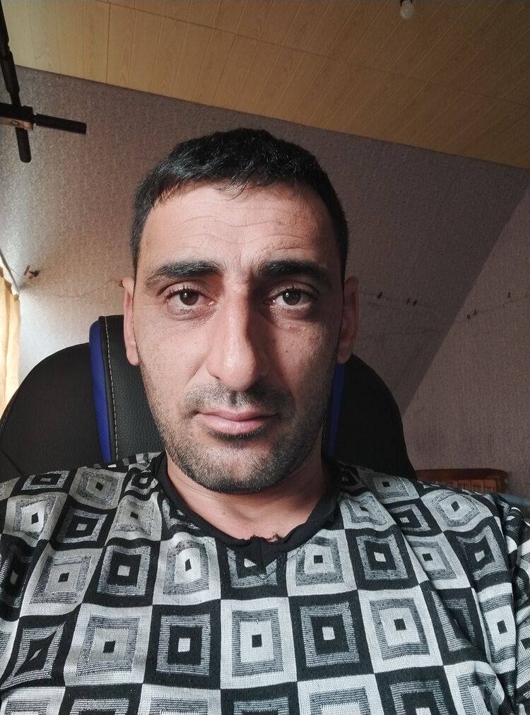  ,   Grigori, 38 ,   ,   
