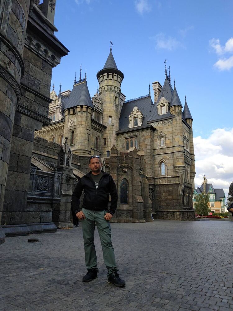  ,   Pavel, 38 ,   ,   
