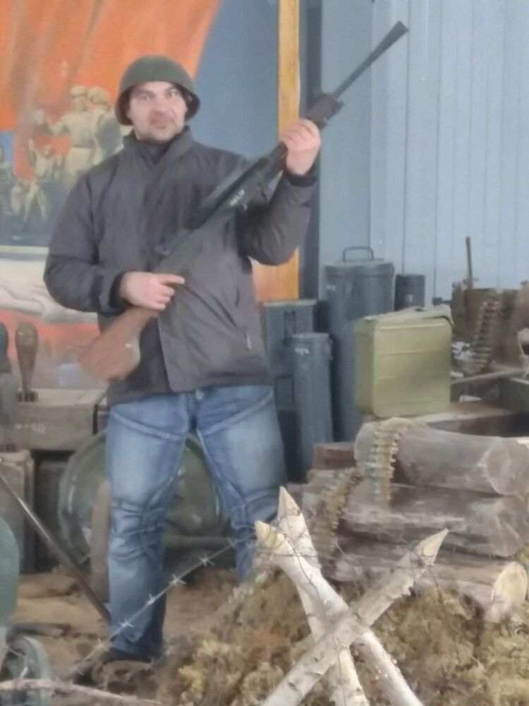  12555327  , 43 ,    
