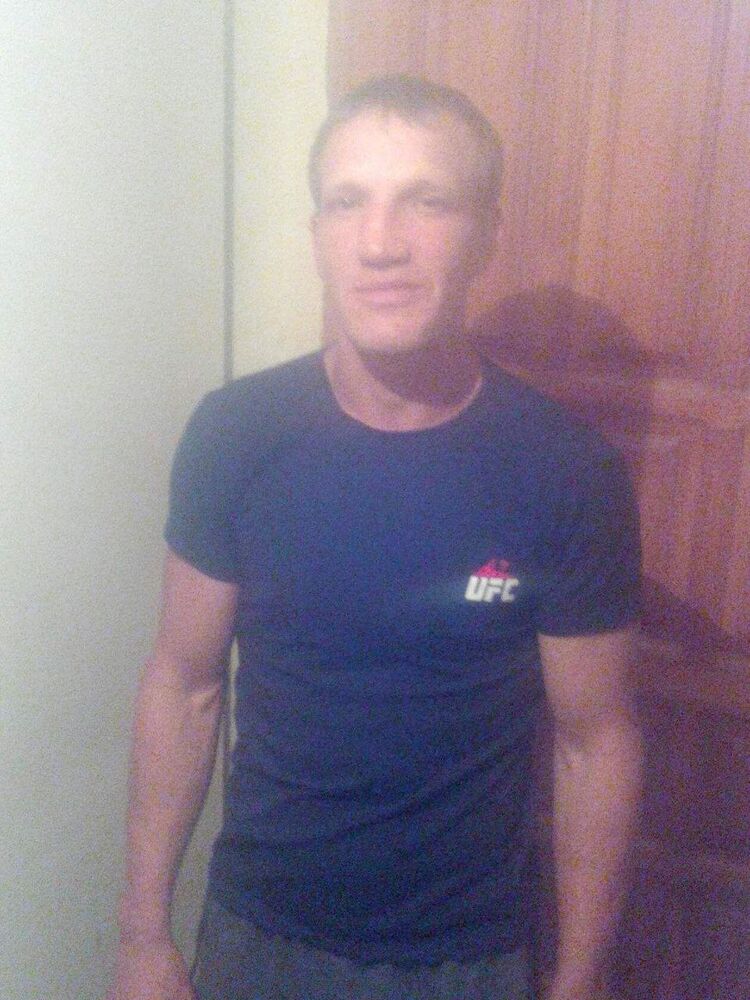  46582417  , 42 ,    
