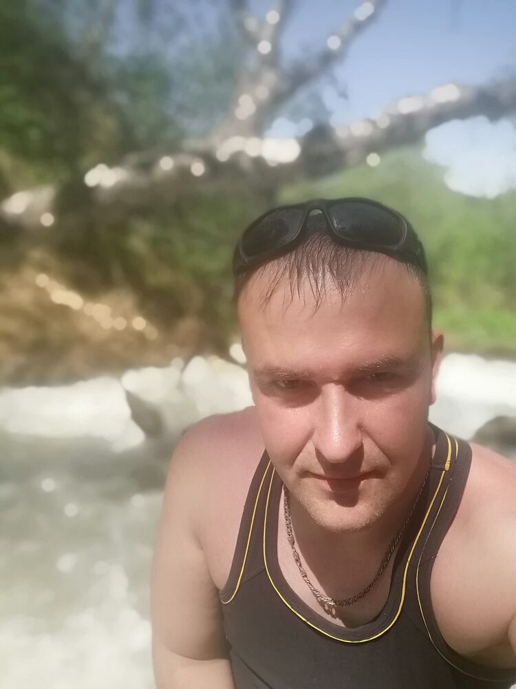  35732907  , 37 ,    