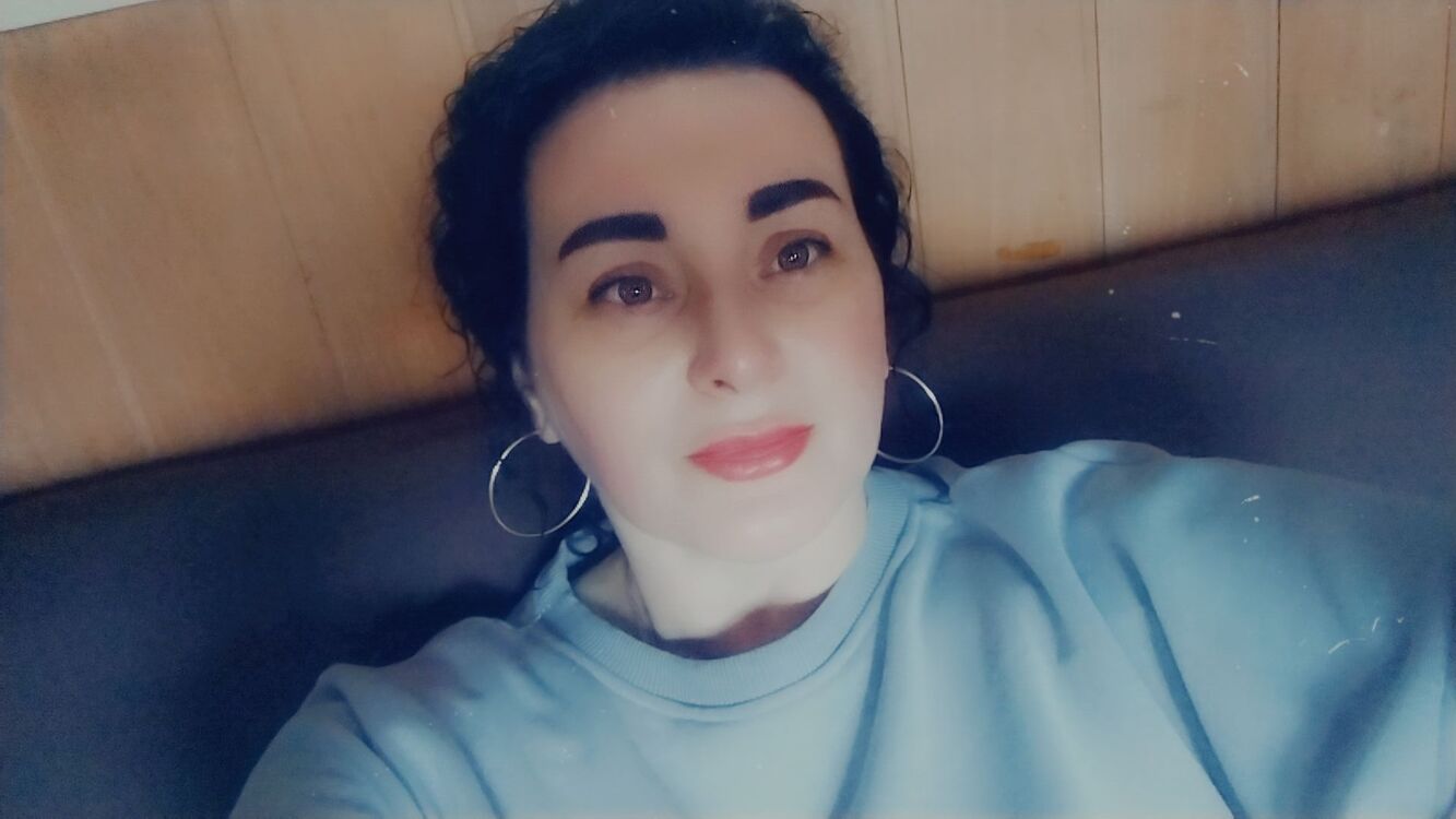  52717907  , 42 ,    