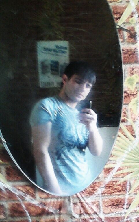  37714677  , 33 ,    