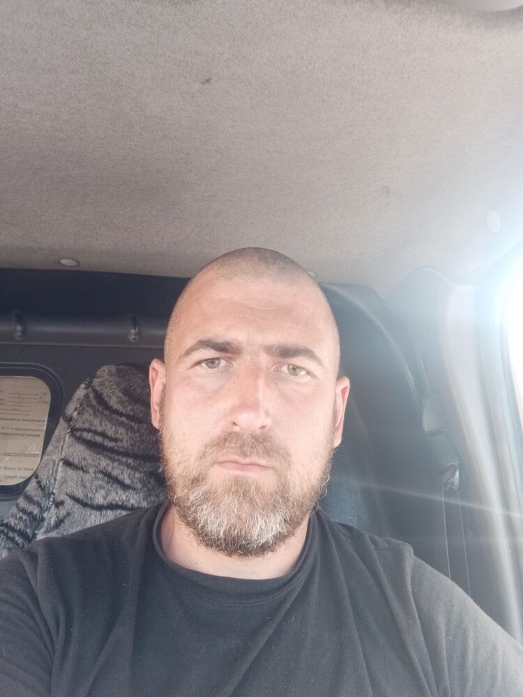  46837507  , 38 ,    