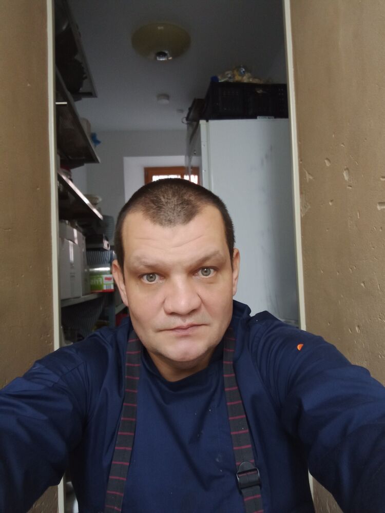  28453117  , 48 ,    