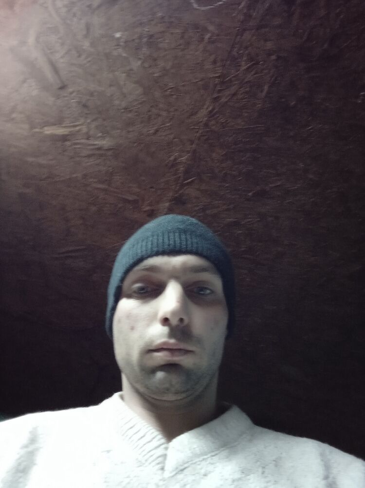  24581517  , 33 ,    
