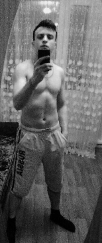  9136887  , 52 ,    