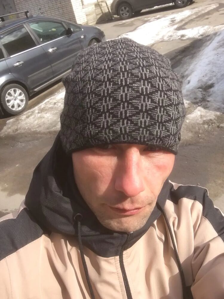  -,   Alexander, 37 ,   ,   